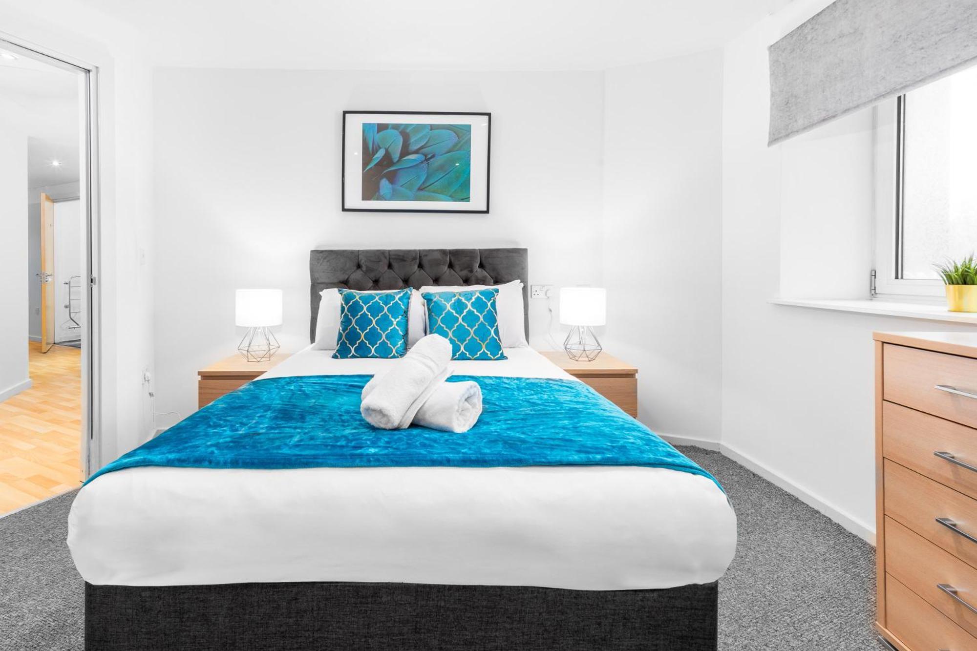 City Centre Apartment - 2 Bedroom - Secure Parking - Top Rated - 201M Birmingham Exterior photo